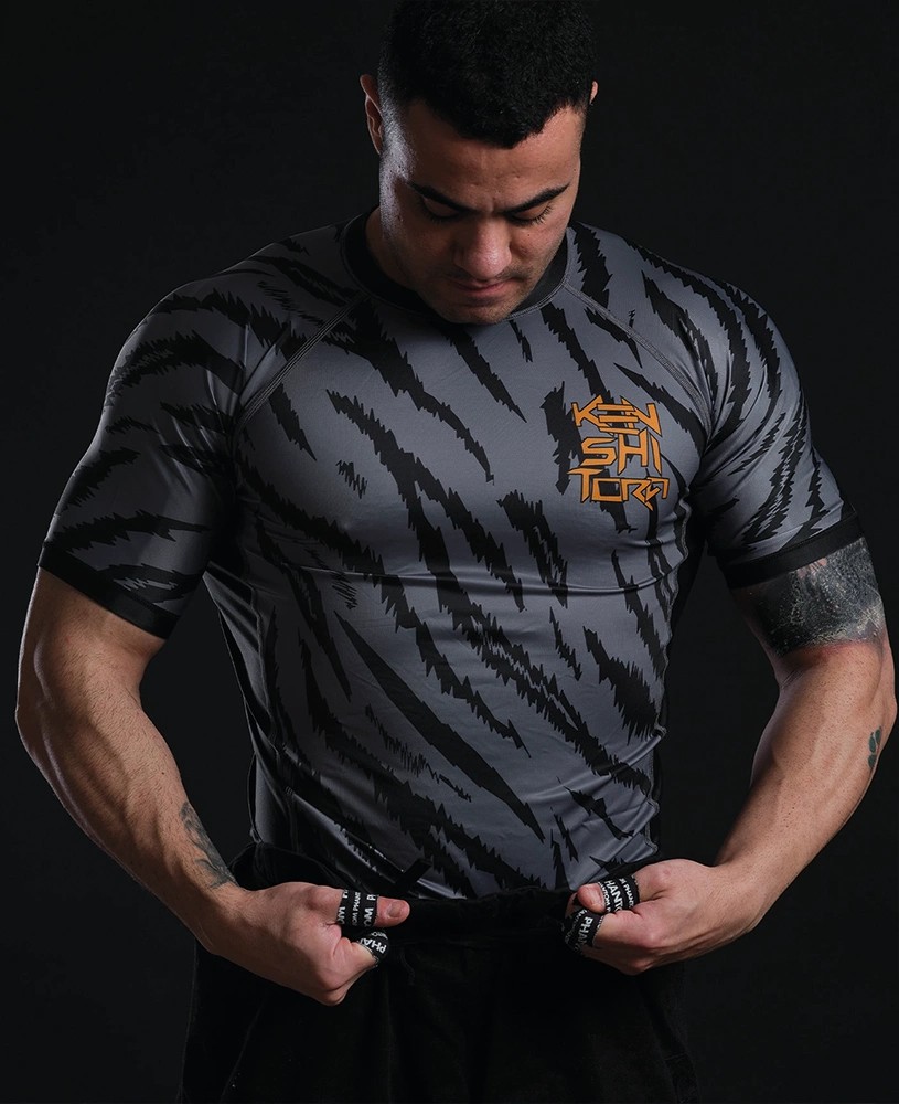 Tiger Striped Rashguard Gray