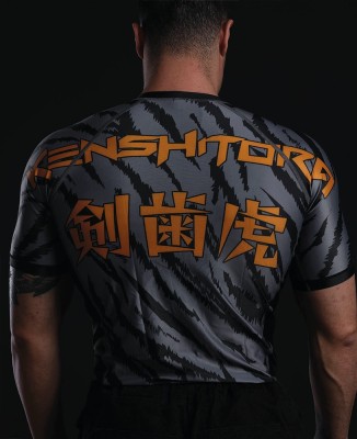 Tiger Striped Rashguard Gray