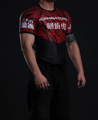 TIGER STRIPED RED Rashguard